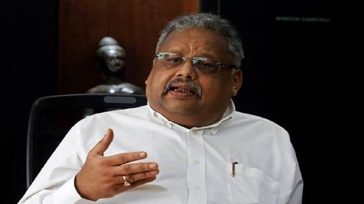 Rakesh Jhunjhunwala Net Worth 2021 – Earnings, Business, Bio